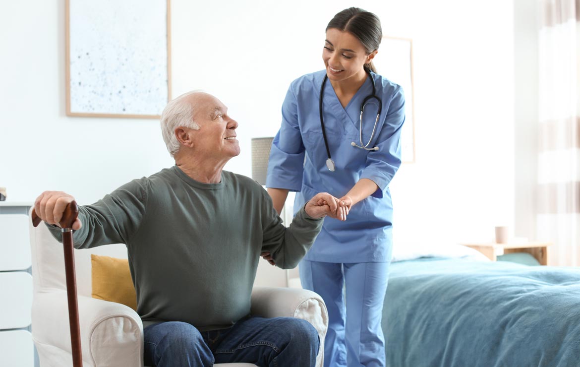 ¿Qué necesito para Trabajar en una Residencia de Ancianos? DQ