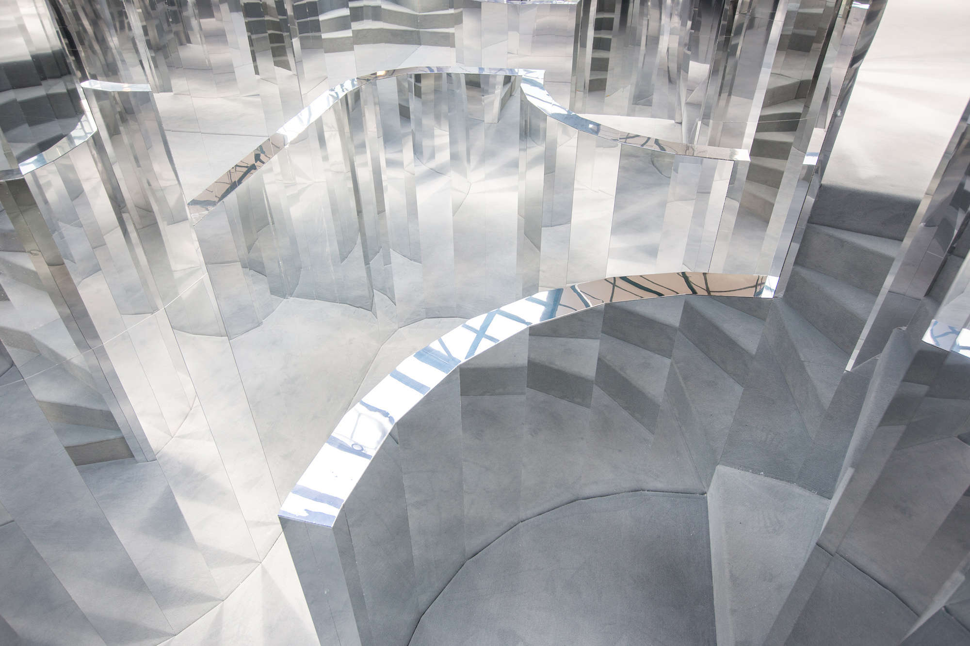 Mirror Maze PECKHAM 2016 Es Devlin