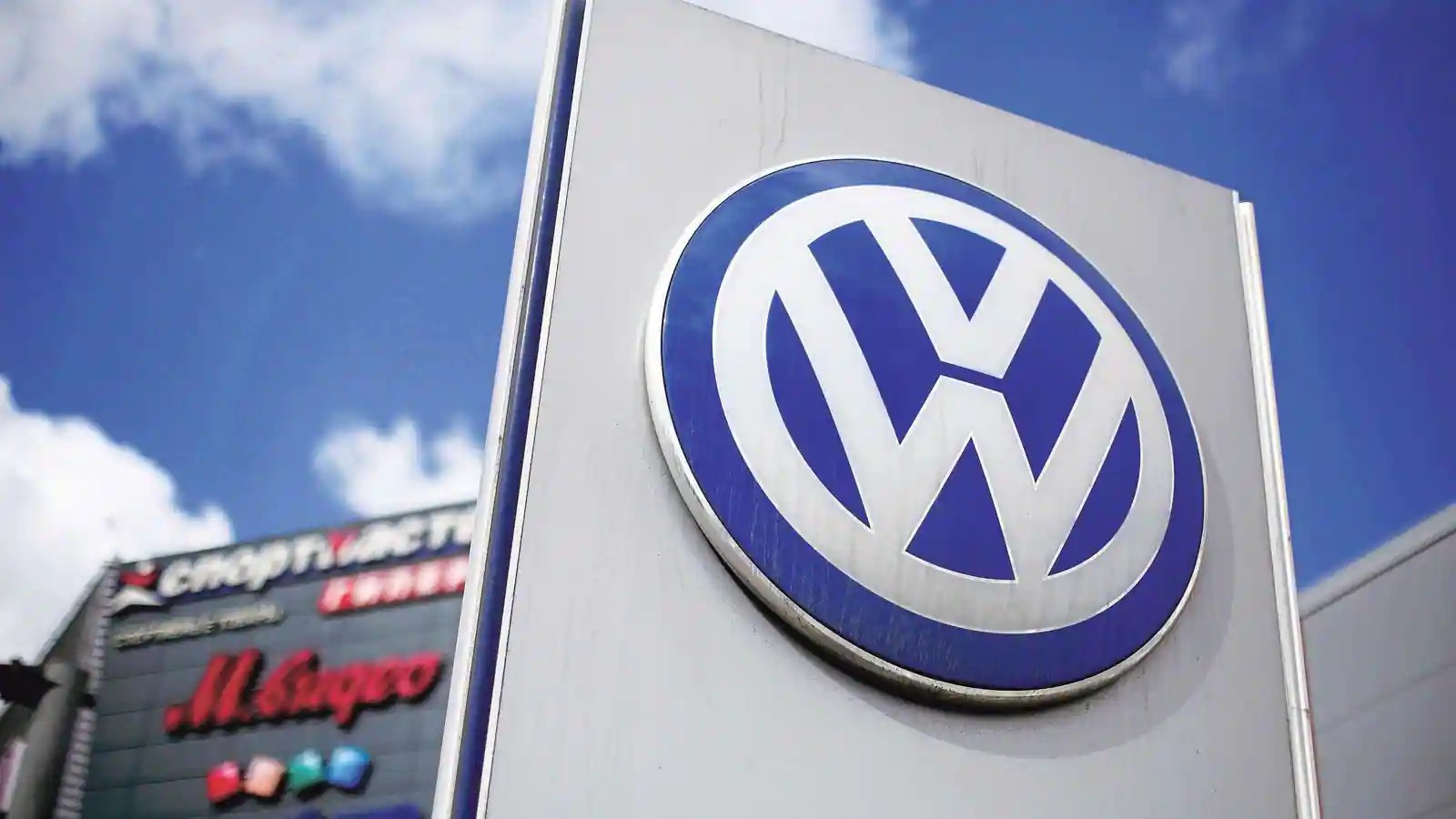 Volkswagen to Invest €460 Million into Wolfsburg EMobility Factory