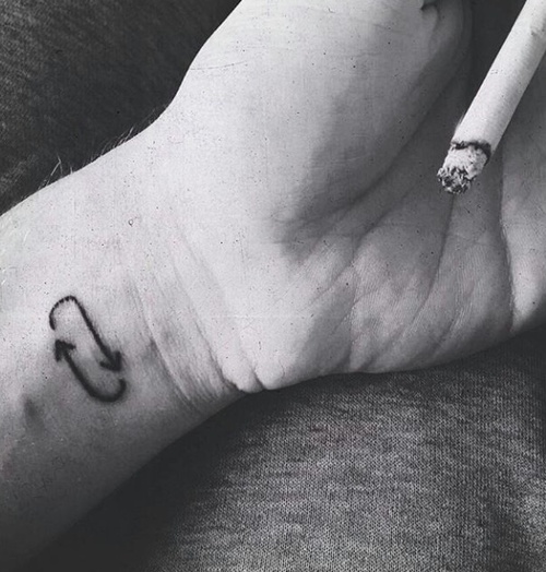 15 Tatuajes chiquitos, bonitos y femeninos para chicas con buen gusto