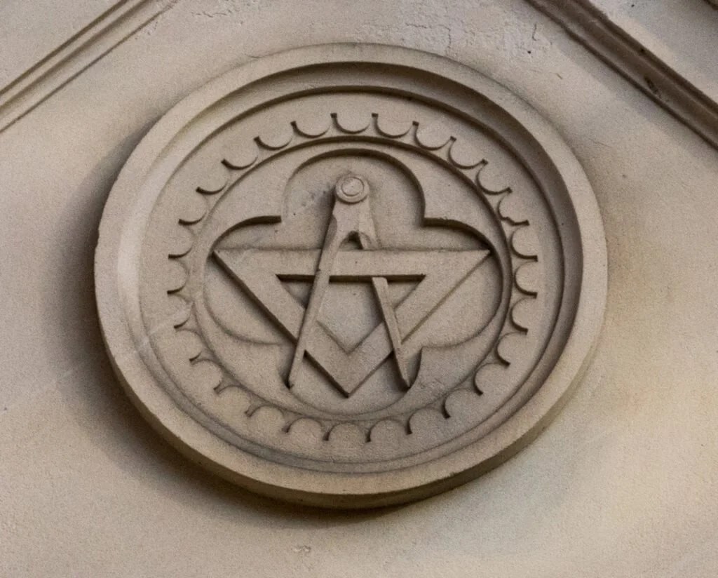 Why Do Masonic Lodges Face East Esoteric Freemasons