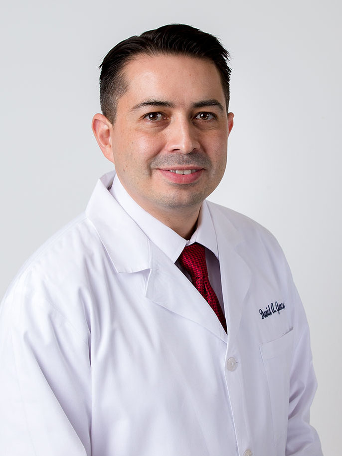 Dr. David Garza, O.D. Oftalmólogo de Houston Berkeley Eye Center