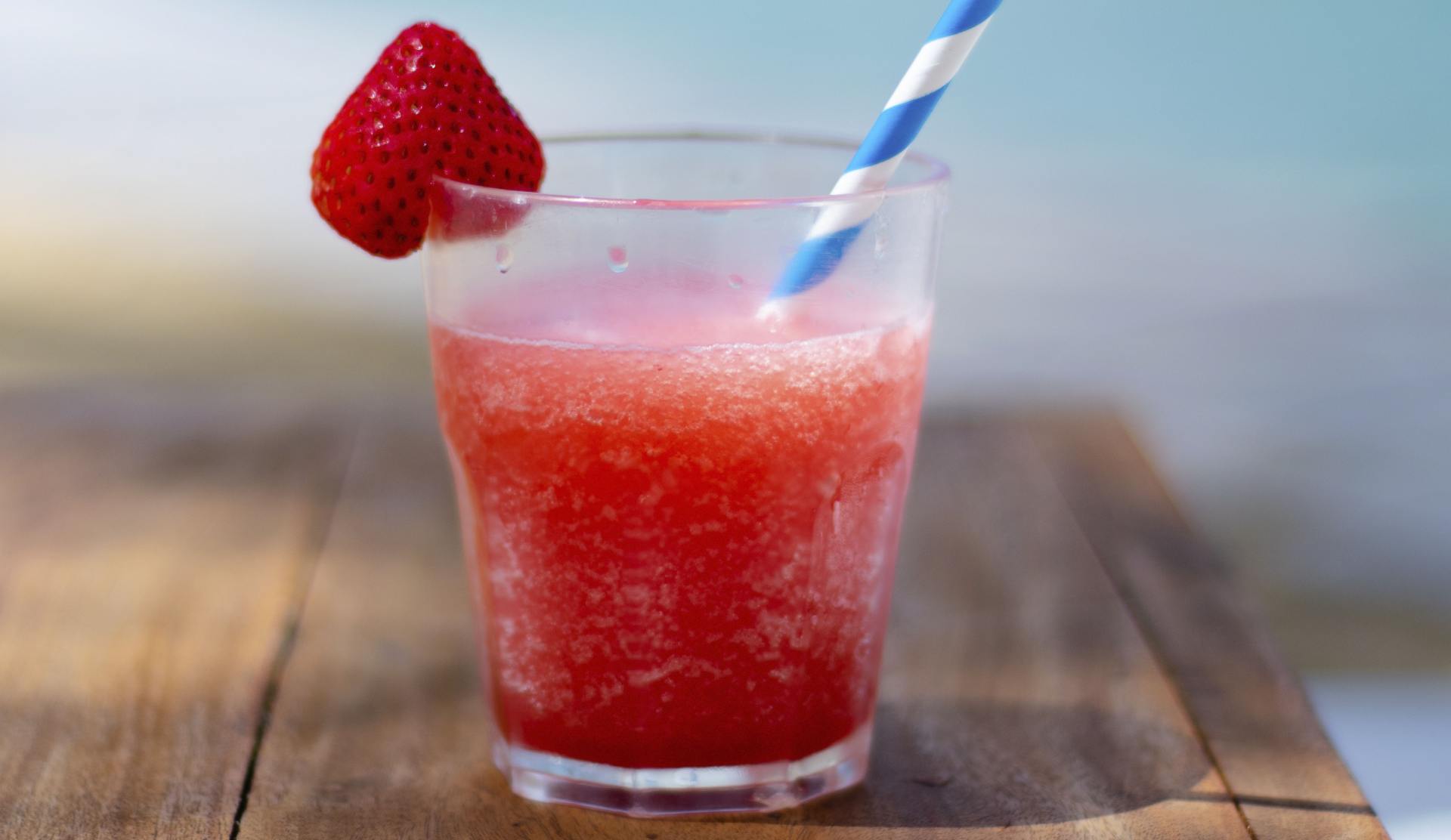 Receta de Daiquiri de Fresa Sin Alcohol ¡5 minutos!
