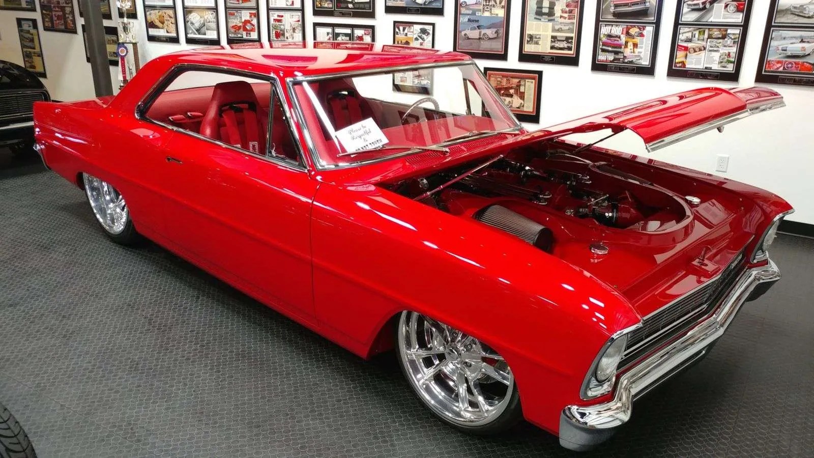 GERRY WITH DAVE KINDIG OF KINDIG IT DESIGN AND THE BITCHIN' RIDES TV