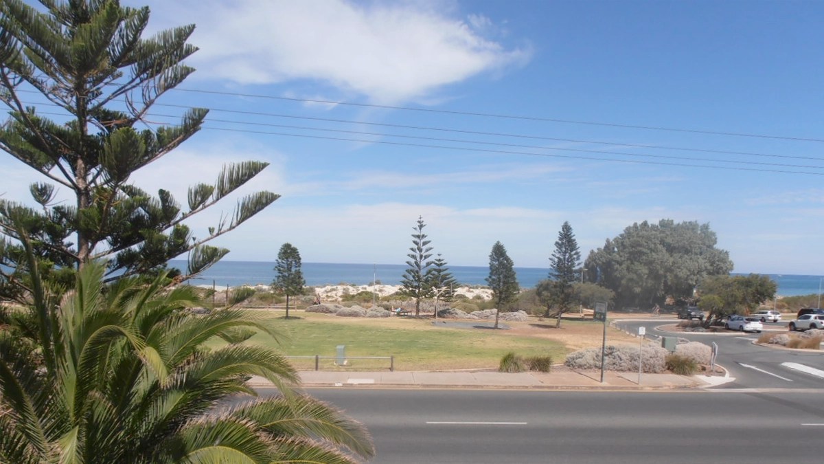 Gallery Esplanade Apartments