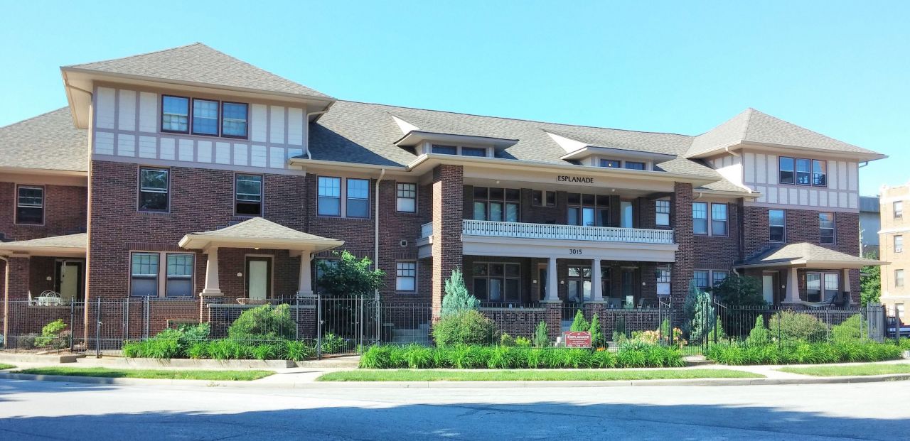 The Historic Esplanade Apartments Leasing Townhomes & Flats