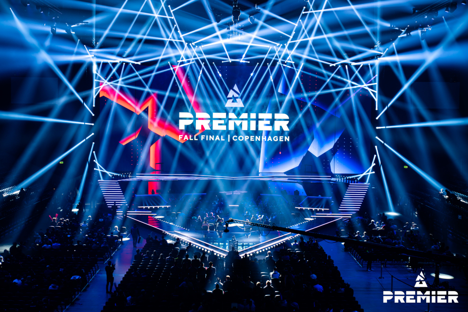 200.000 unikalnych widzów polskiej transmisji BLAST Premier Fall Finals