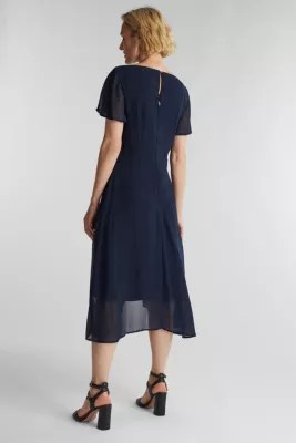 ESPRIT MidiKleid aus CrêpeChiffon in unserem Online Shop