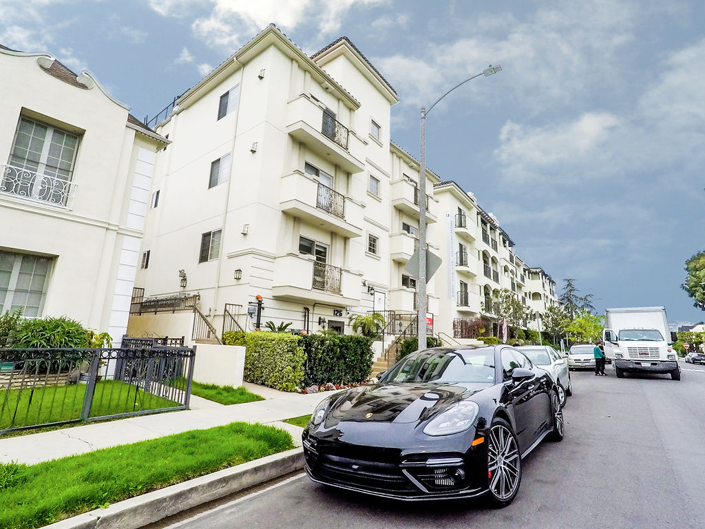 125 S. Sweetzer Ave. 103A Esquire Real Estate Brokerage