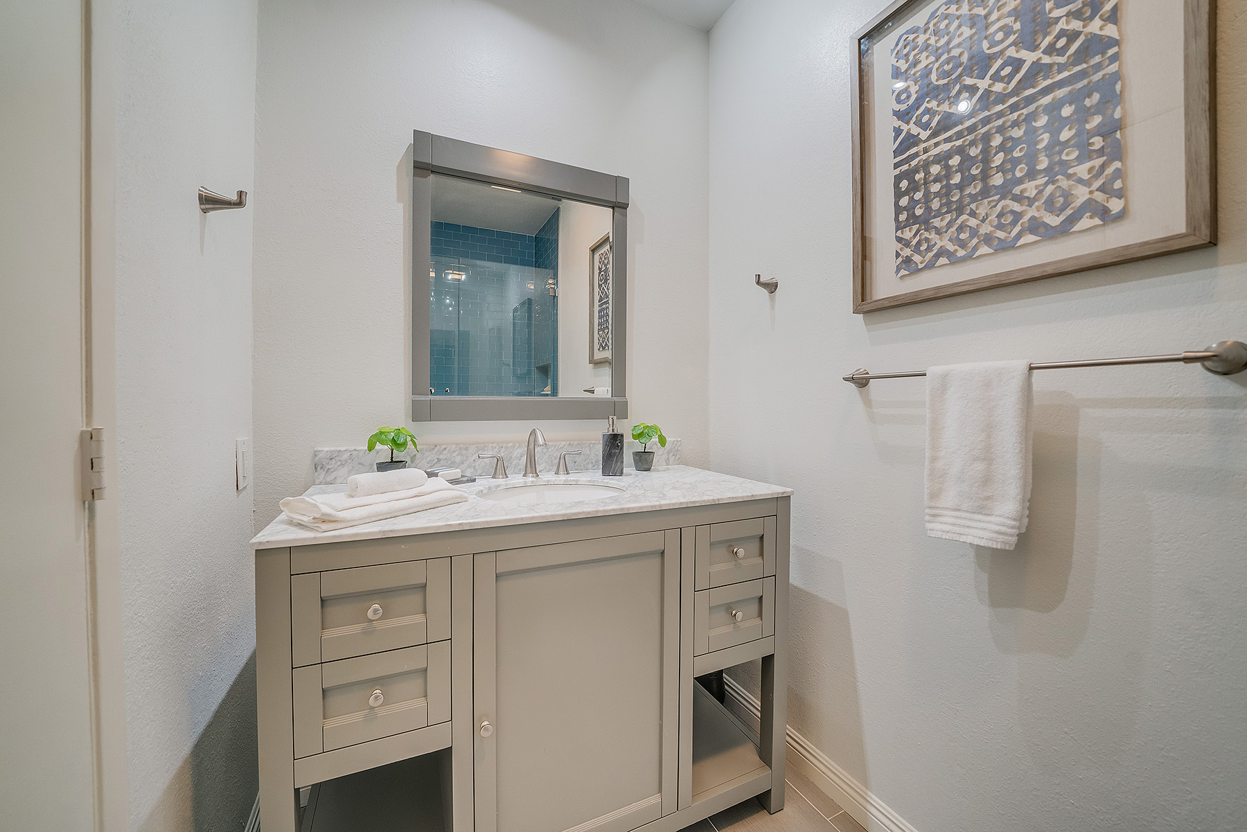 15 Esquire Real Estate Brokerage