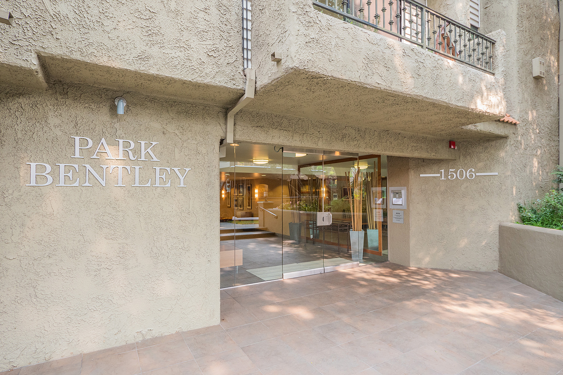 17 Esquire Real Estate Brokerage