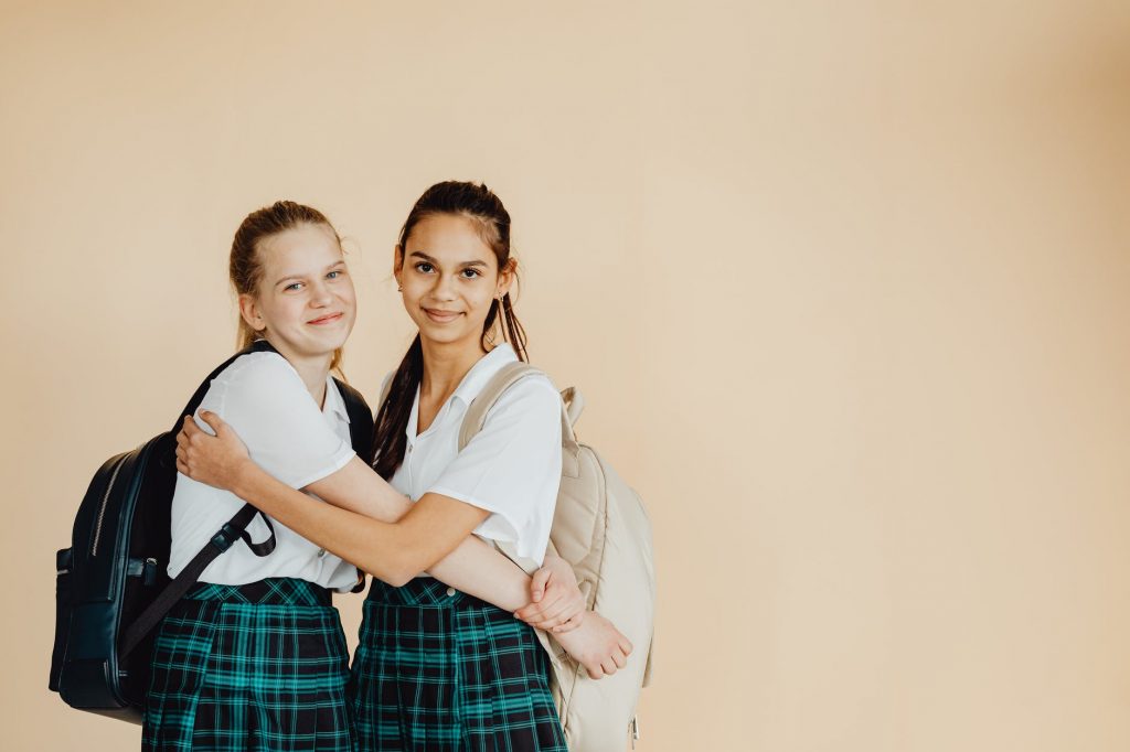 Why Students Should Not Wear Uniforms (Free Essay Sample)