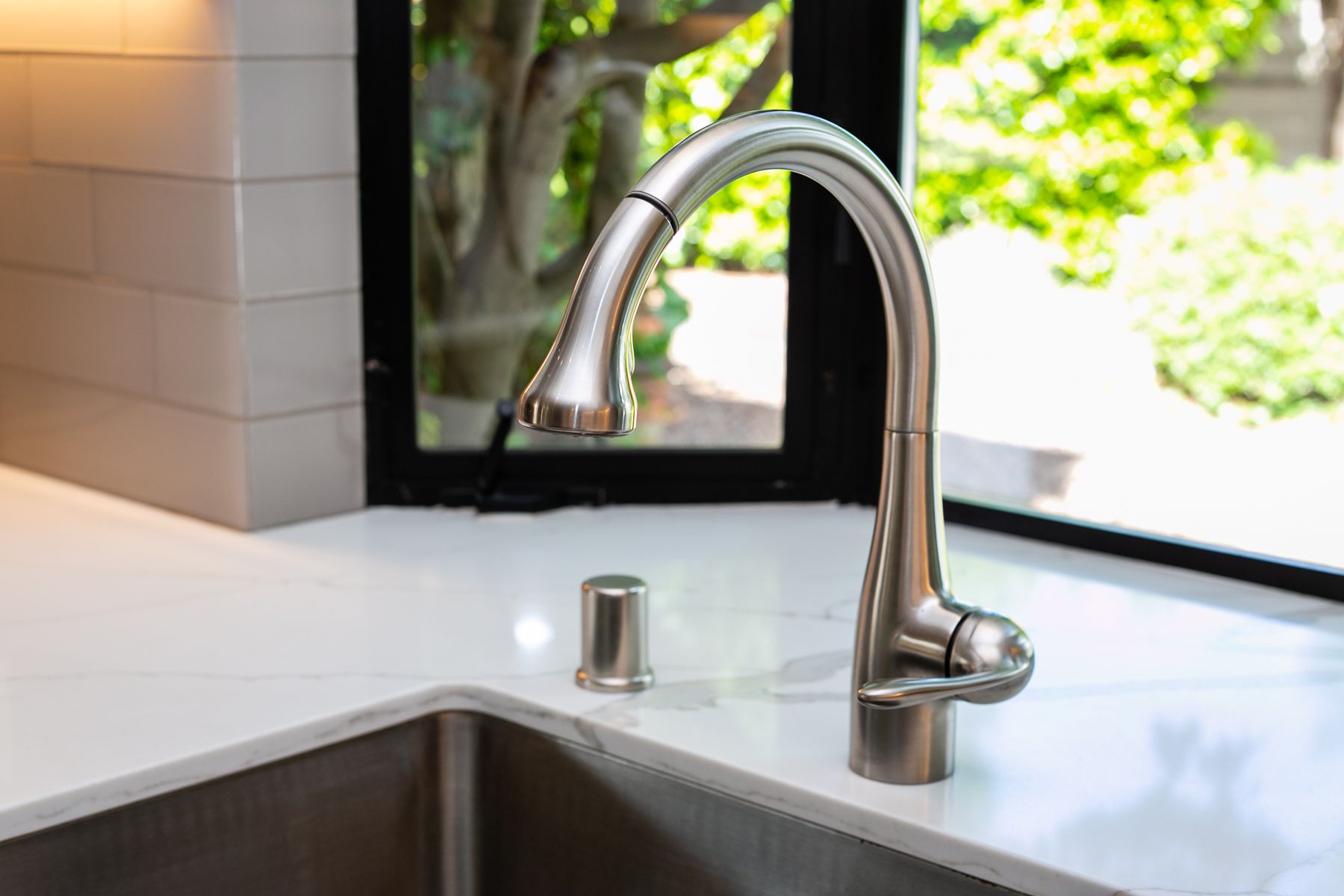 Plumbing Fixture Bathroom sink Kitchen sink