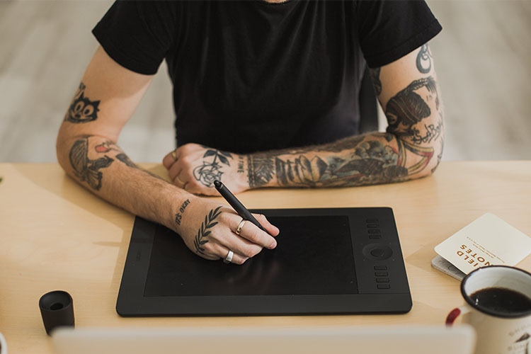 Best Drawing Tablet to Buy in 2024 Graphics Tablets for Art and Comics