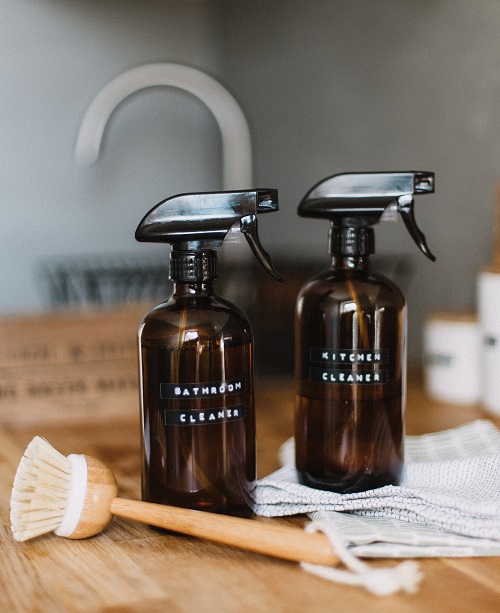 e3’s Favorite Essential Oils for Bathroom Cleaning Essential 3