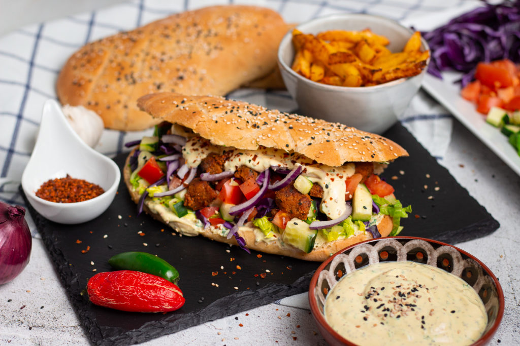 Leckerer veganer Döner mit KnoblauchSoße schnell in 30 Minuten