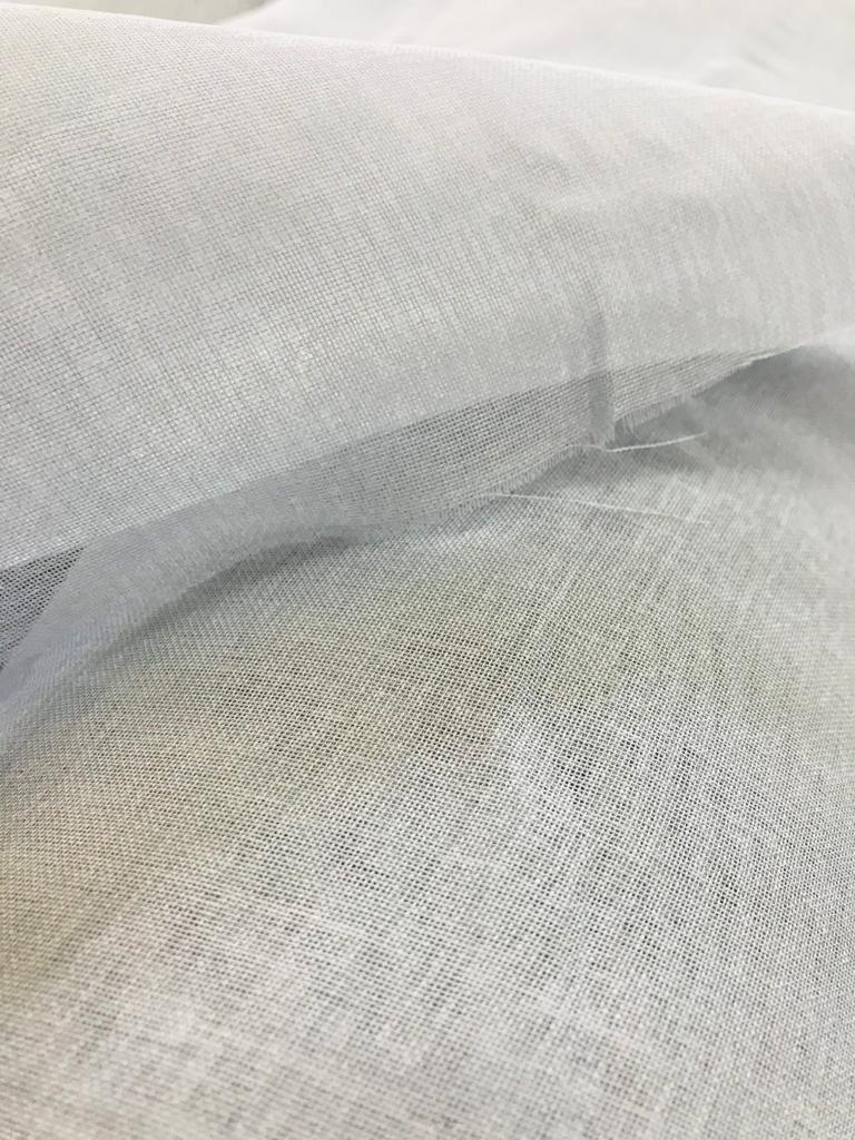 Plain linen voile. Essops