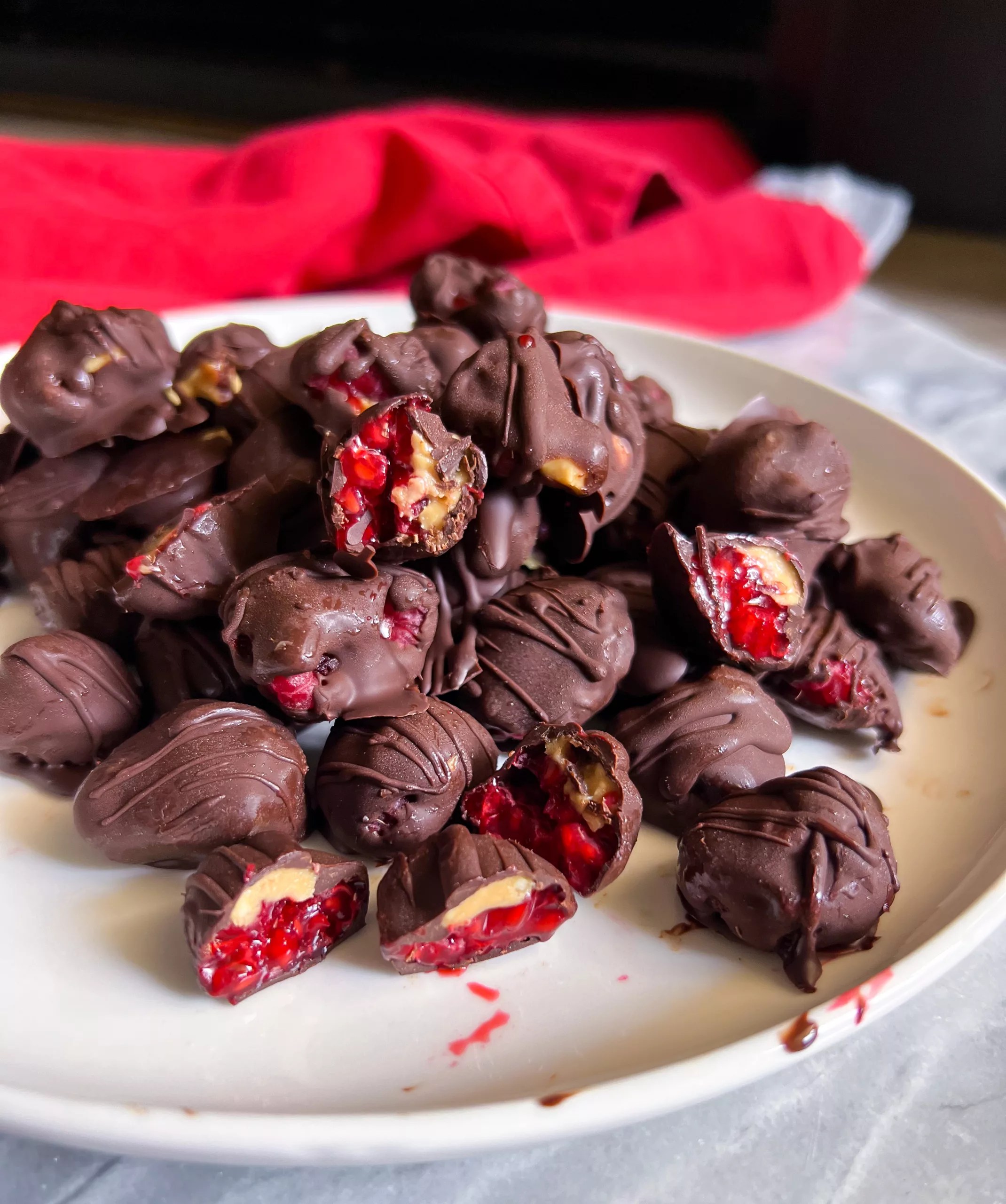 Frozen Chocolate Raspberries with Peanut Butter Essy Cooks