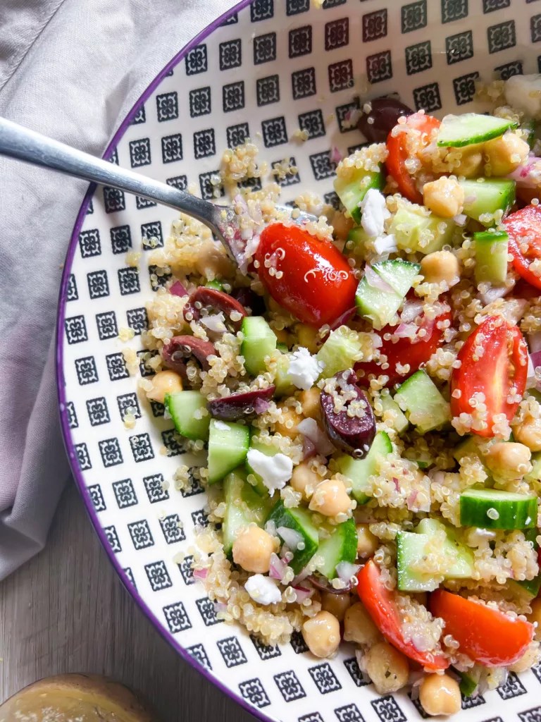 Quinoa Chickpea Salad A Greek Delight Essy Cooks