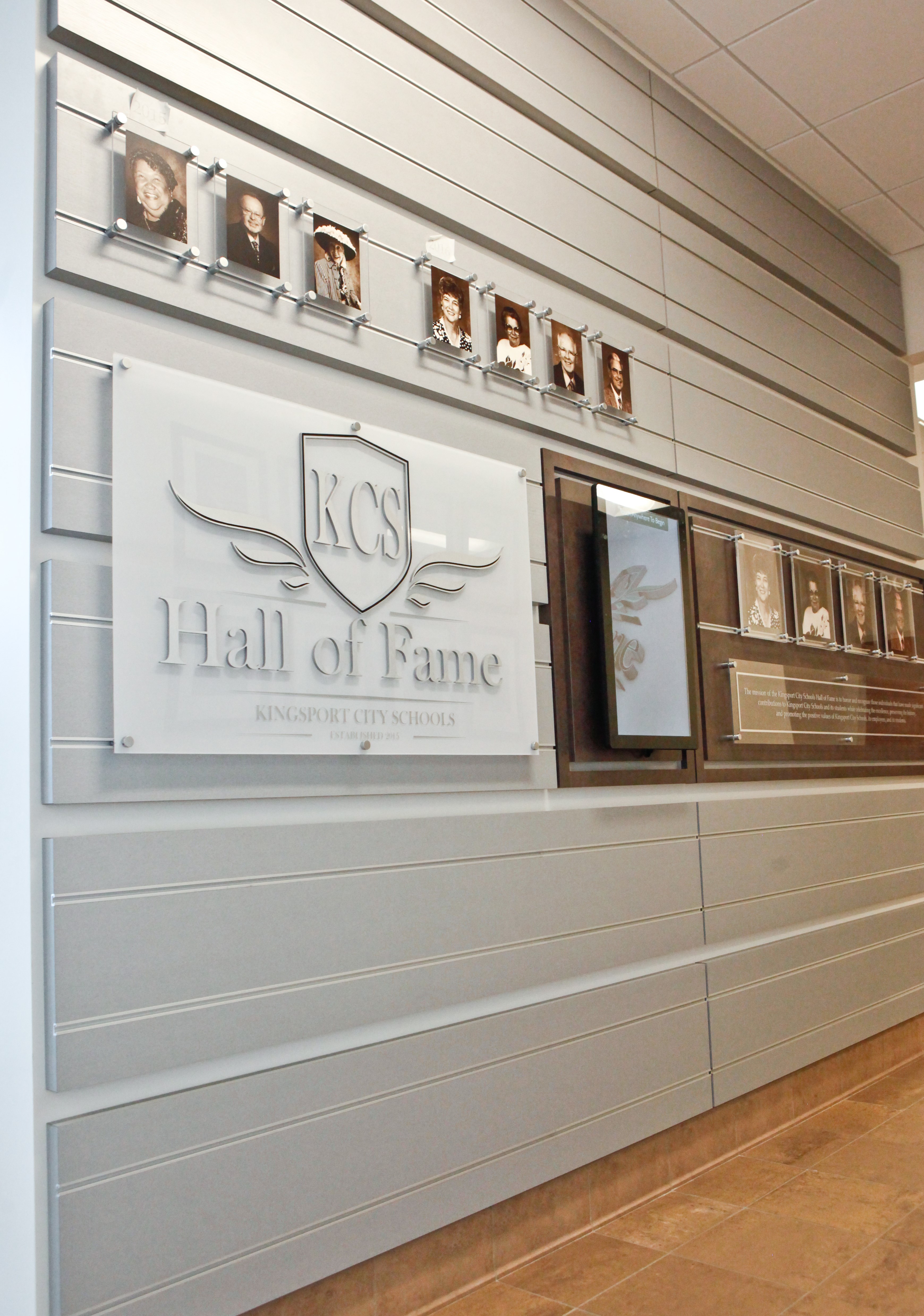 Kingsport City School Hall of Fame Essyx Exhibits & Displays