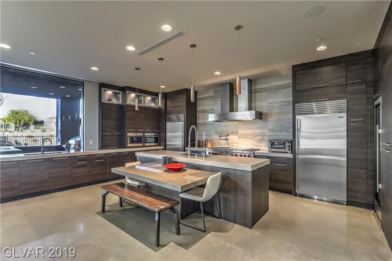 6 PARADISE VALLEY Court, Henderson, Nevada 89052 4,000,000 House For