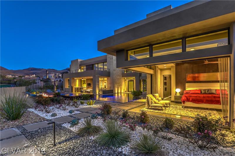 6 PARADISE VALLEY Court, Henderson, Nevada 89052 4,000,000 House For