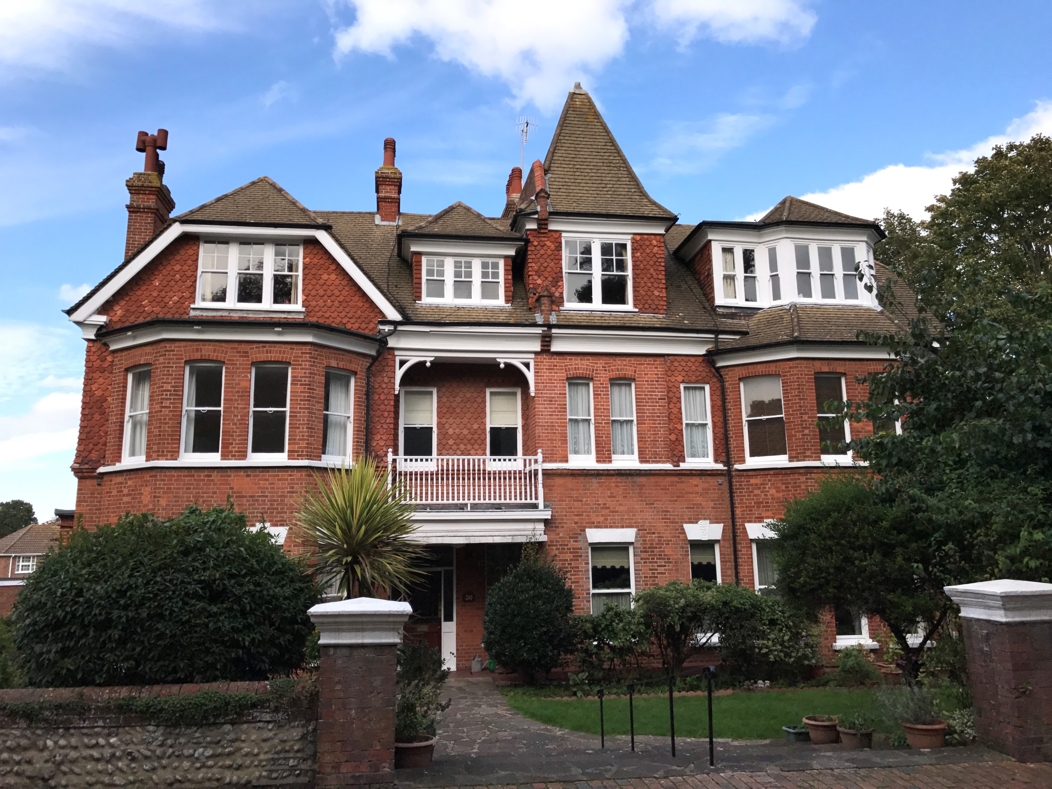 Dale Court, Eastbourne Estatewise Lettings in Eastbourne