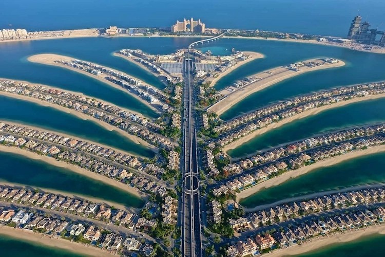 Luxury Property Prices Boom on Palm Jumeirah ESTATY