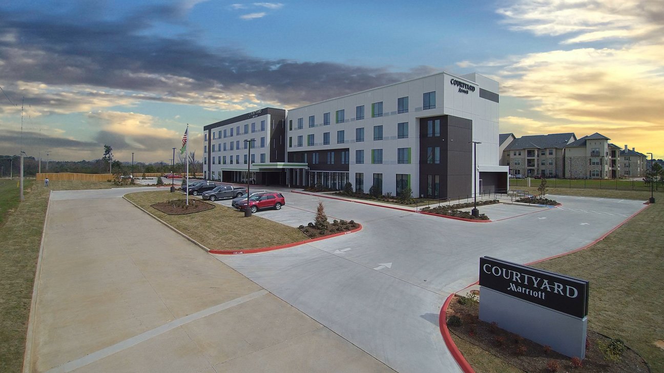 Courtyard by Marriott Longview North (1125 East Hawkins Pkwy Longview, TX 75605) Estelles Lighting