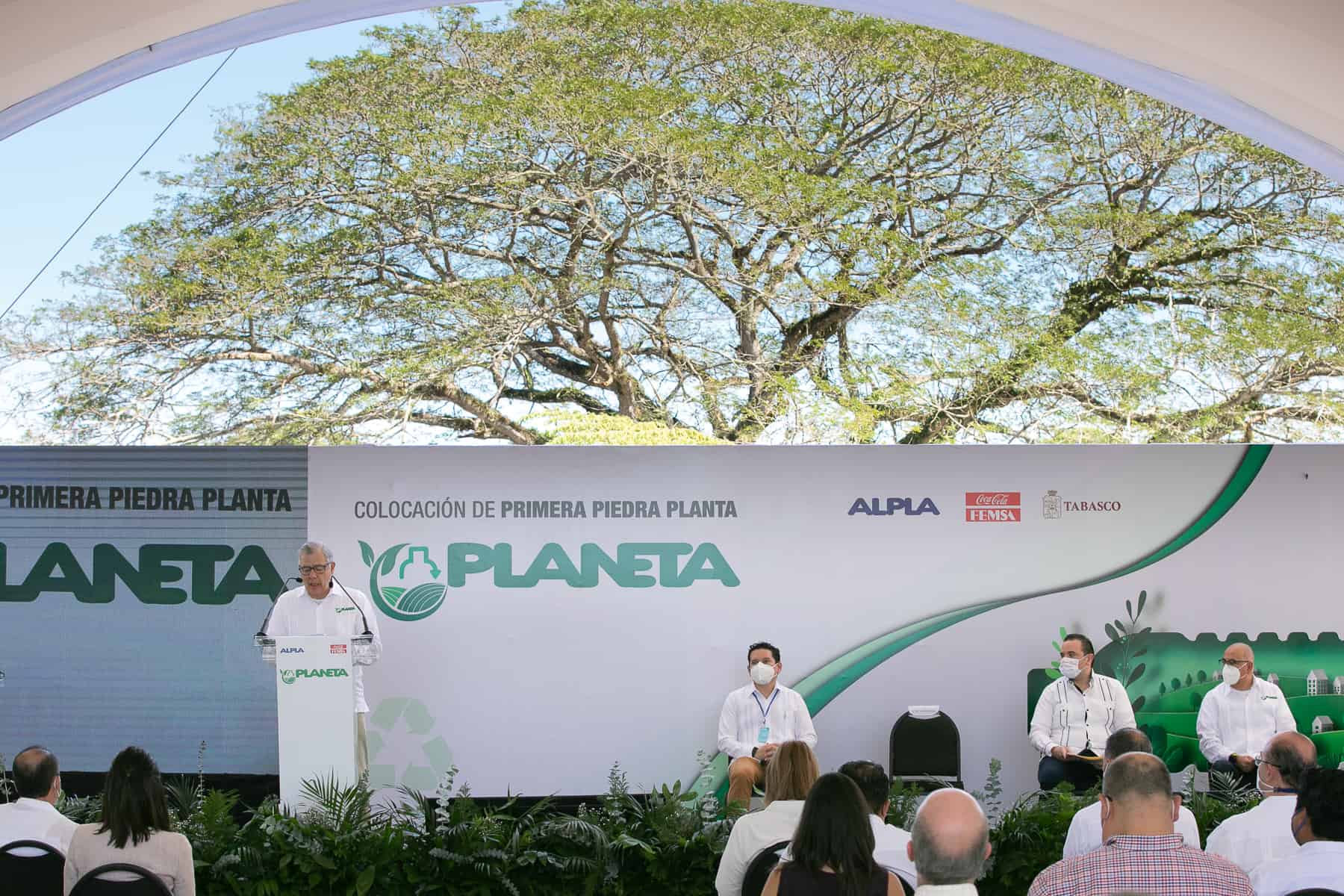 Primera piedra de la nueva planta de reciclaje en México esperanza