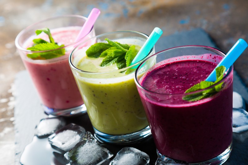 6 Healthy & Delicious Recipes for Blender Smoothies, Soups, and Sauces