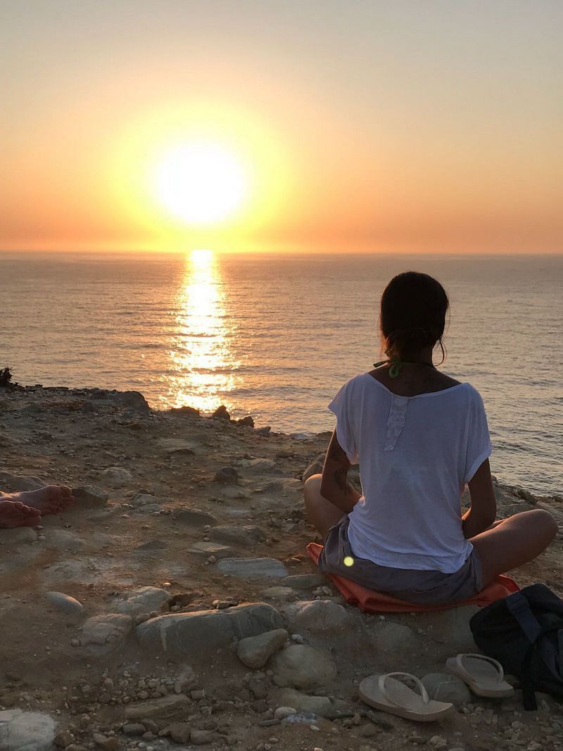 SunGazing, la Técnica de Mirar al Sol Eswiss Tu tienda de Yoga & Beach