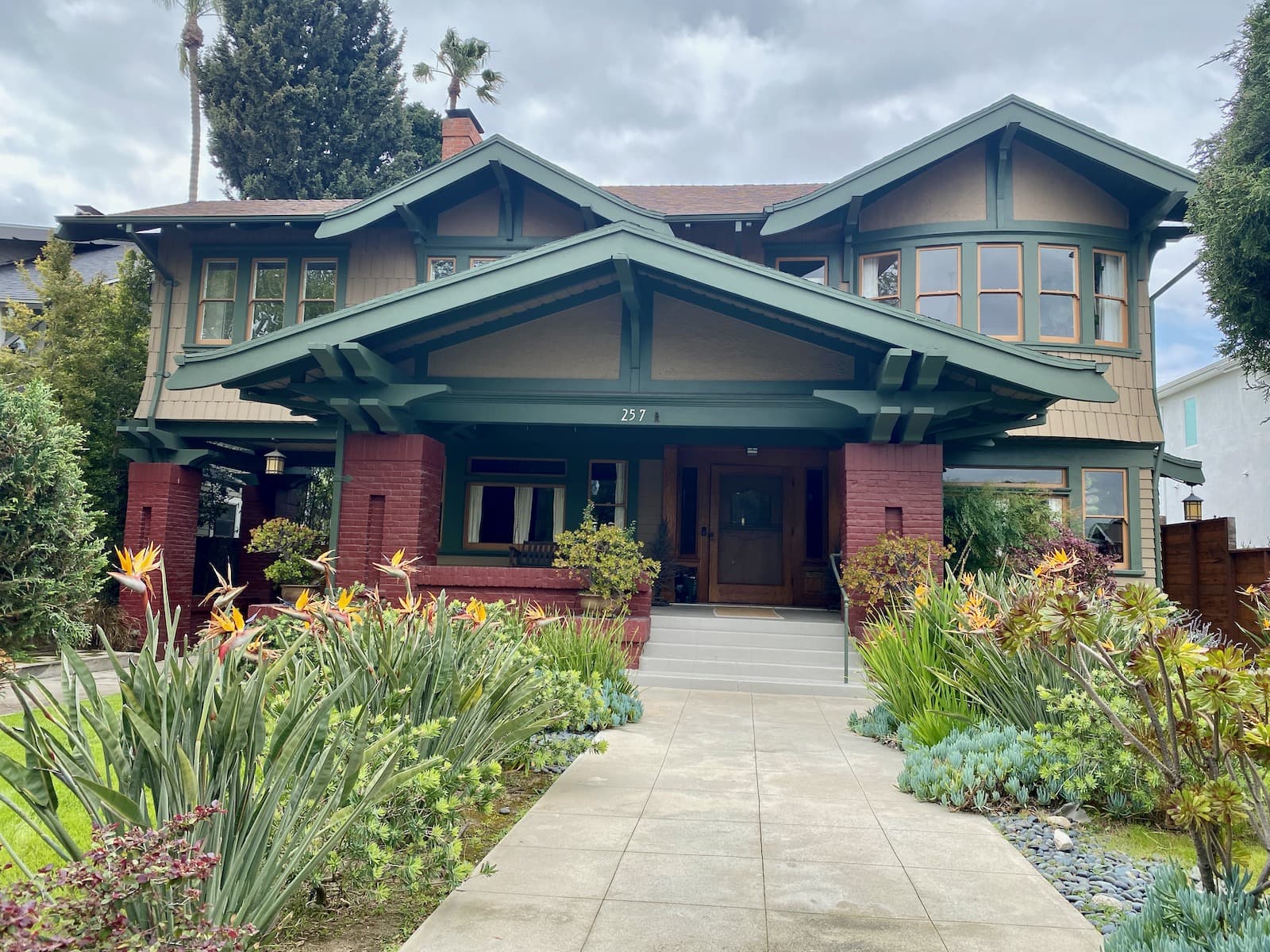 #176: Wilton Historic District (Hancock Park) - Etan Does LA