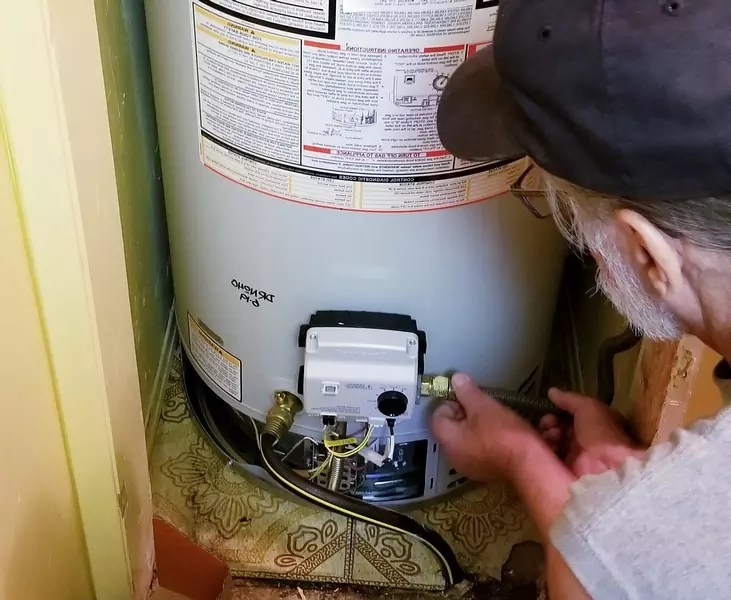 Common Problems with Water Heaters Etchen Commercial Plumbing
