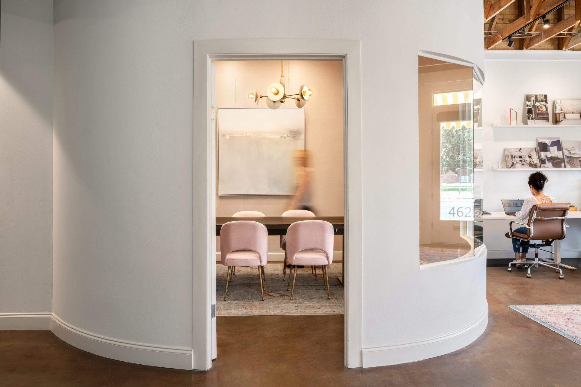 Inspiring Creative Office Design Road