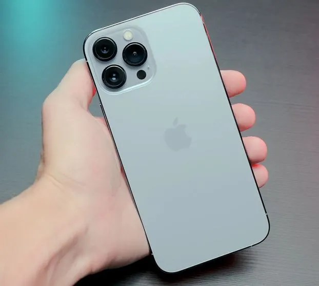 Get Free iPhone When You Switch to Verizon, TMobile, AT&T, Or Boost