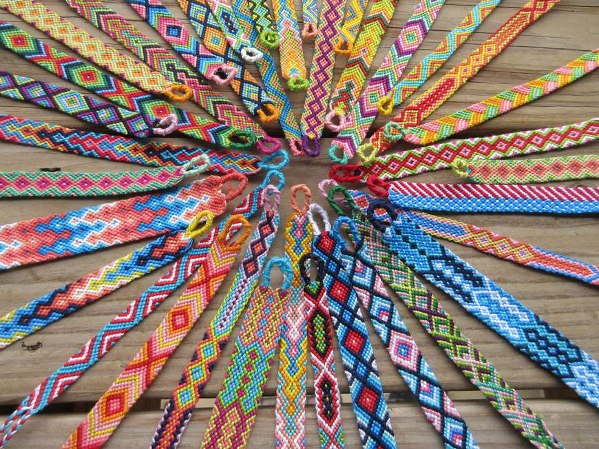 Фенечки косым плетением,схемы и подборка мастерклассов