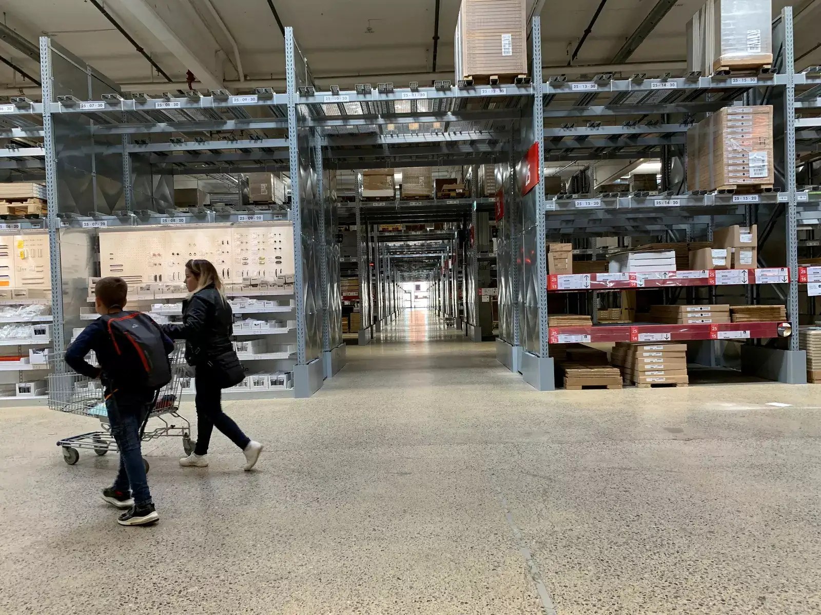 Are Dogs Allowed In Ikea Croydon