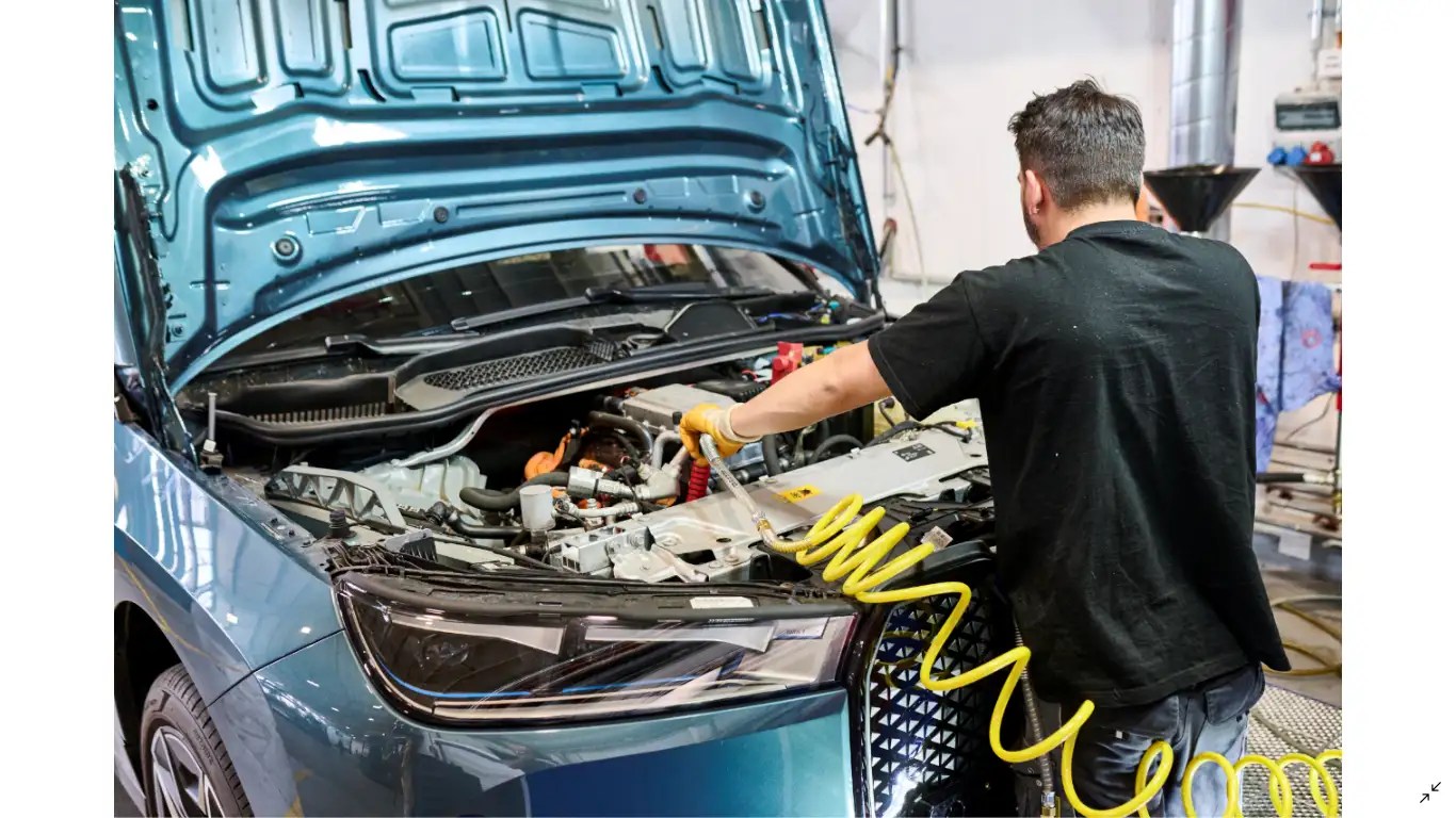 BMW to reduce CO2 emissions by 40 per vehicle by 2030, Auto News, ET