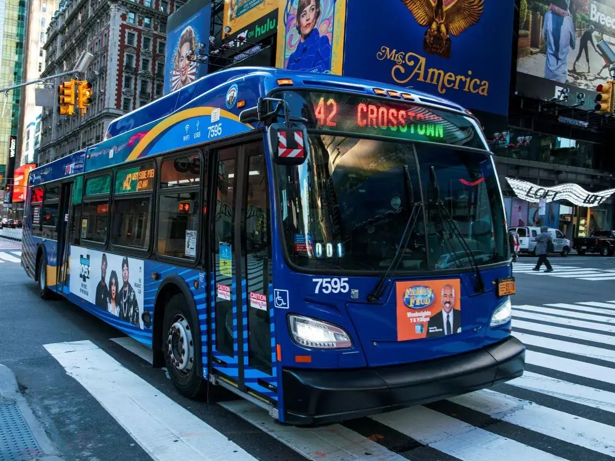 U.S. grant of 1.66 bln for brand new buses goals to curb emissions