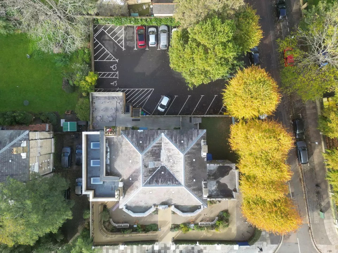 Community Centre ETNA Community Centre