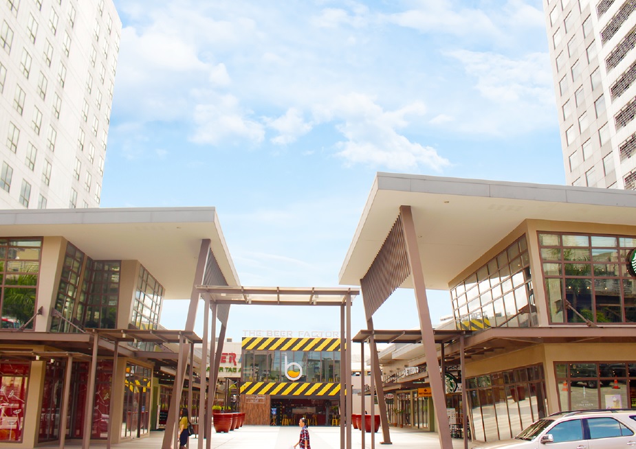 Centris Walk Eton Centris, Quezon City Eton Properties Philippines Inc.