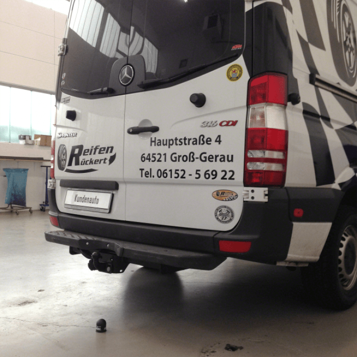 Mercedes Sprinter SWB (with rear step/stepboard) Towbar European Tow