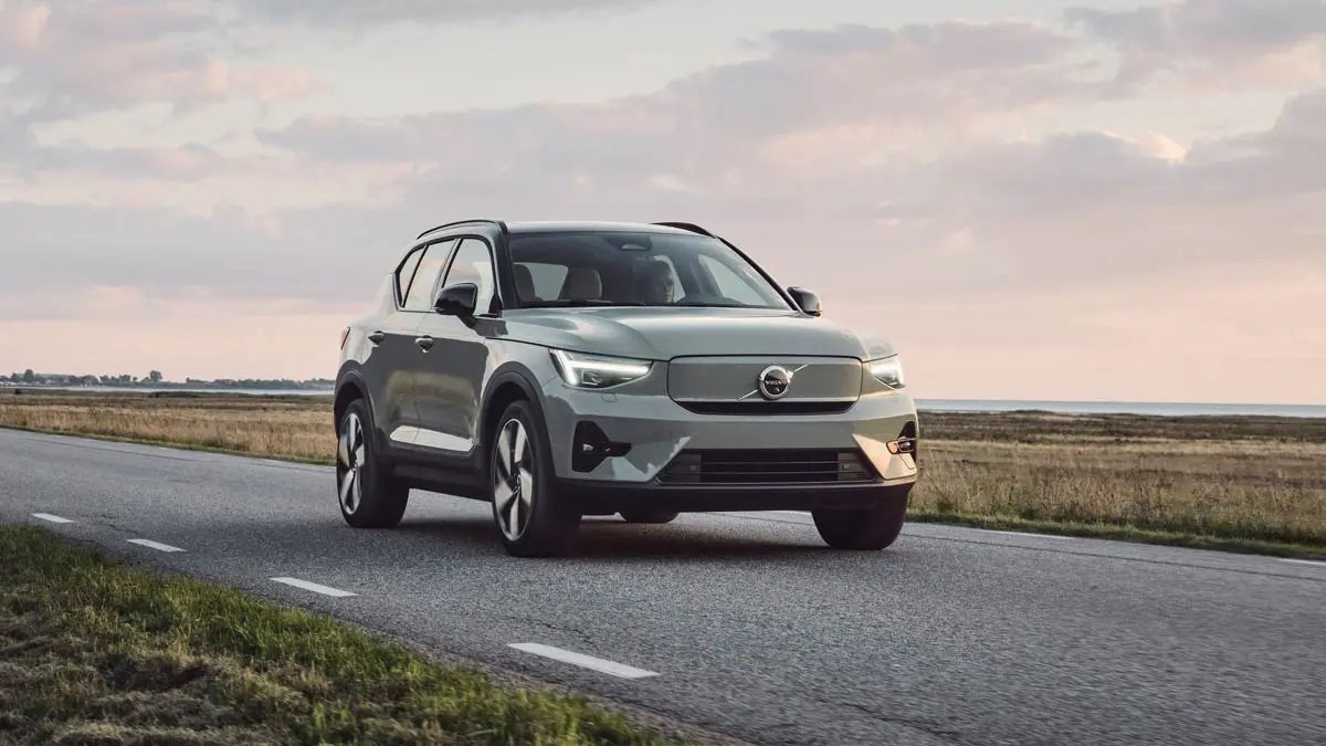 Facelifted XC40 Recharge towbars, and maximum towing capacity