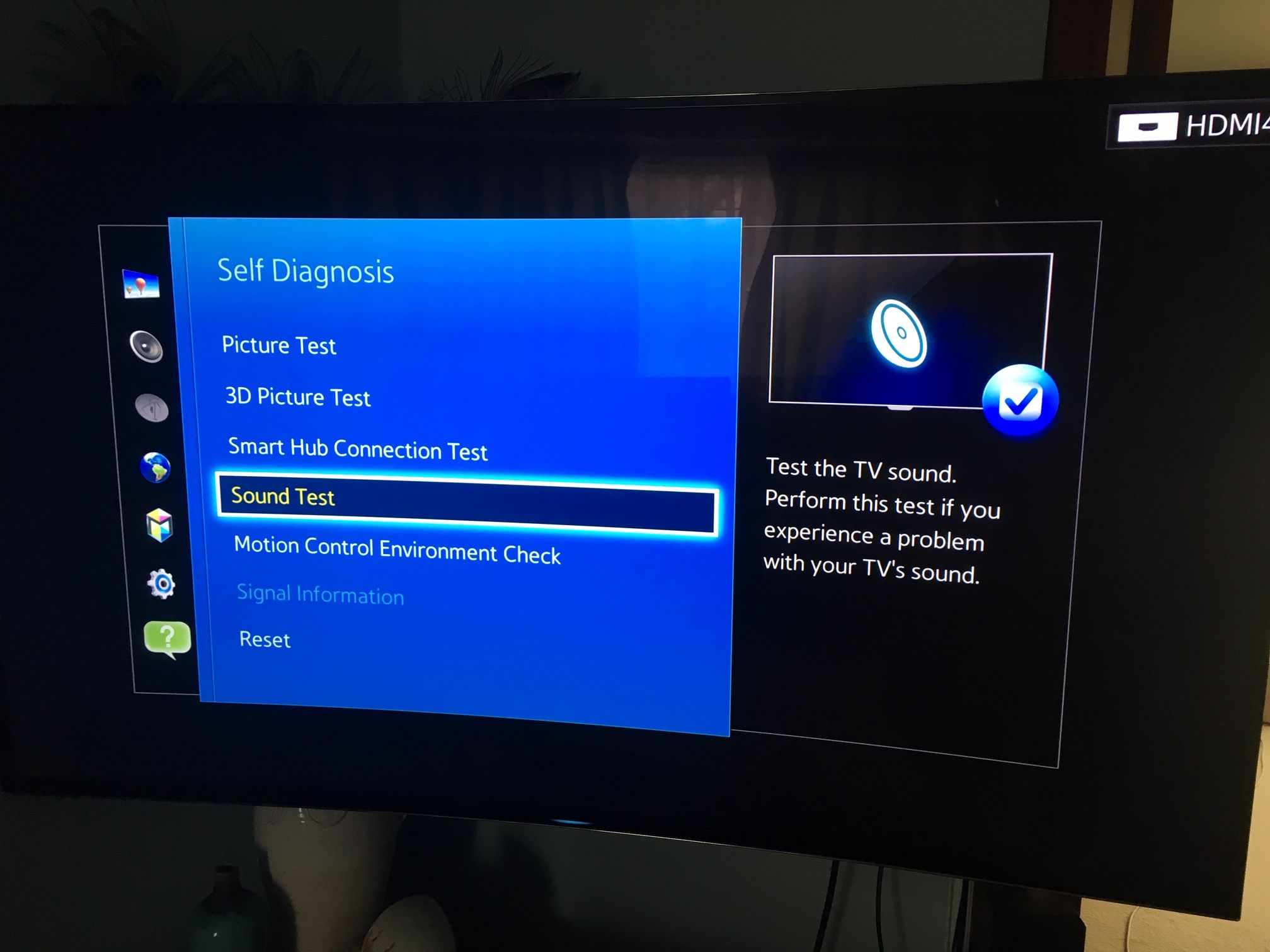 LED Curved TV UE55HU8500TXXU Horizontal interference Lines across