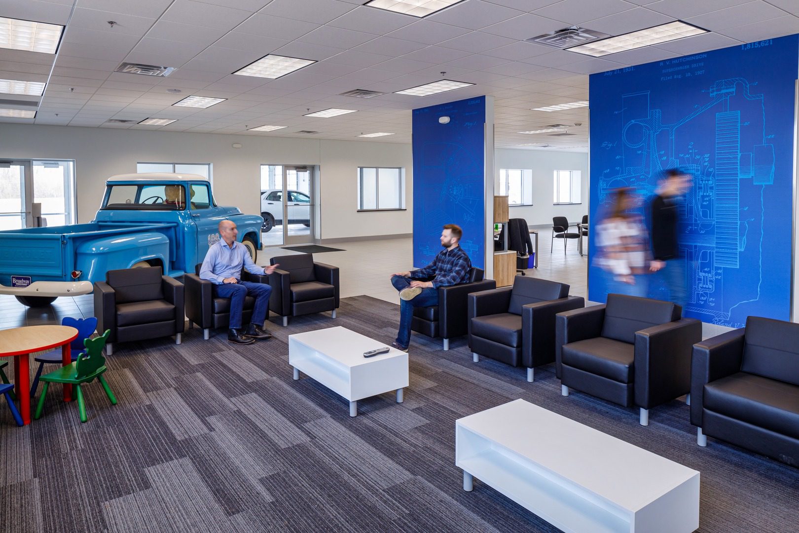 Bergstrom Automotive Collision Center EUA (Eppstein Uhen Architects