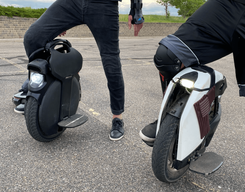 KingSong S18 vs InMotion V11 Electric Unicycle Guide