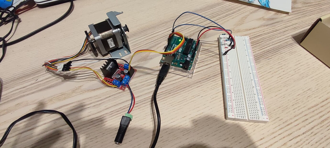 Sanyo Stepper not moving with the L298N Motors, Mechanics, Power and