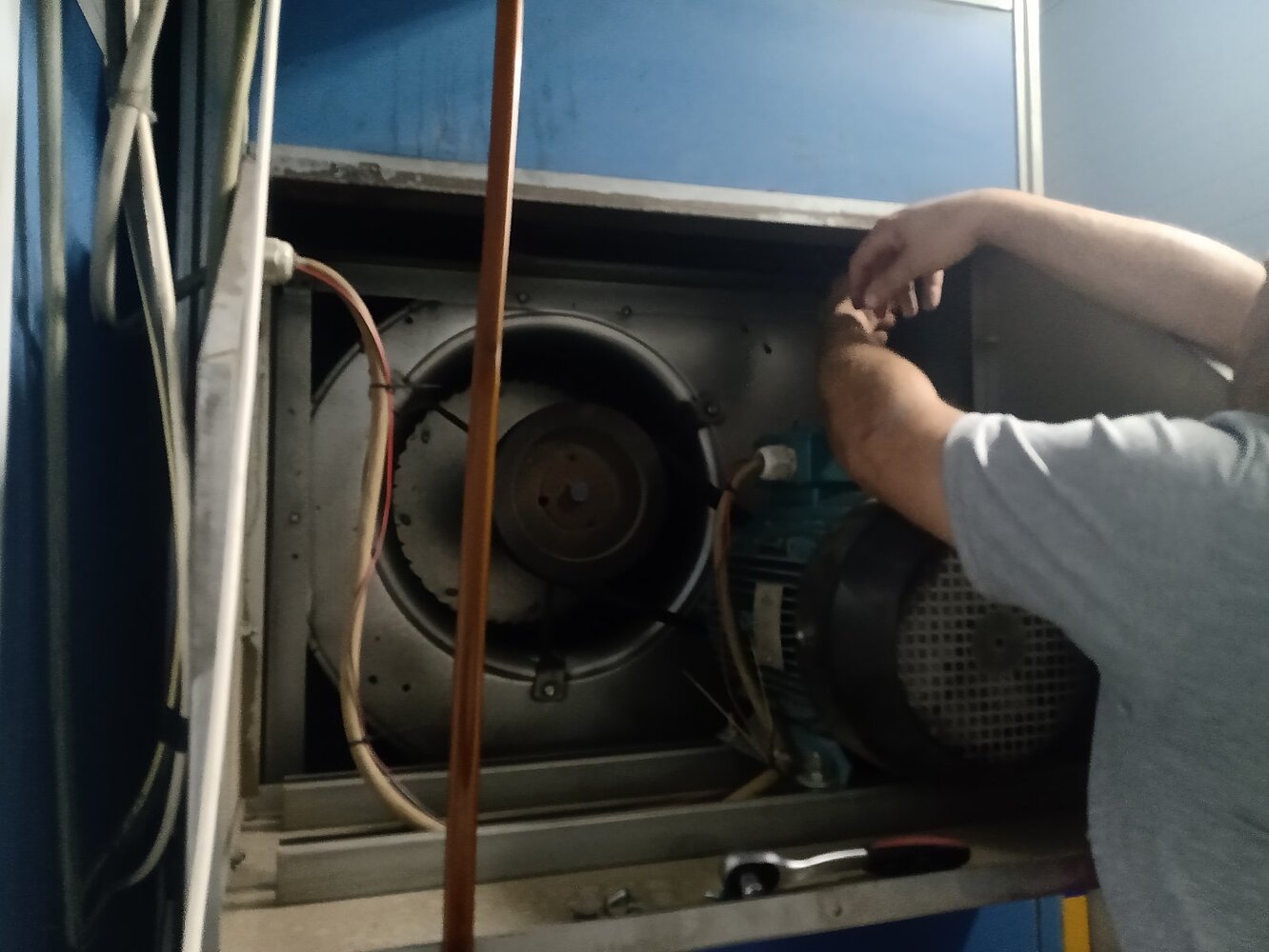 3 Phase motor Start and Stop detection - Motors, Mechanics, Power and