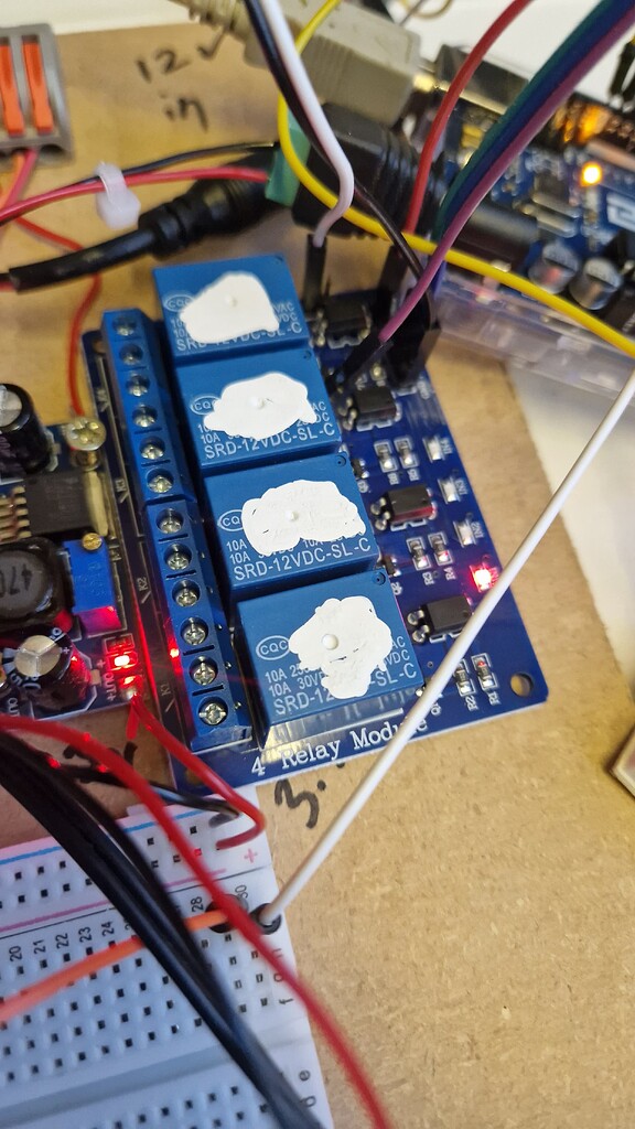 12v relay is reacting to signal, but is not clicking Programming